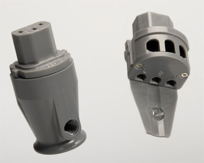 Supra LoRad SWF-10 IEC320 connector